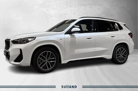 BMW iX1 xDrive30